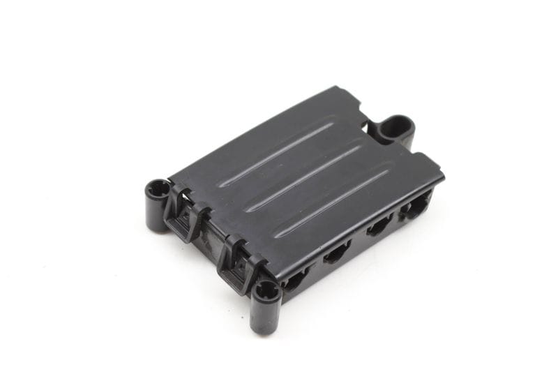 Plug Connector Bracket / Housing 61139331175 — Used (SKU 585229)