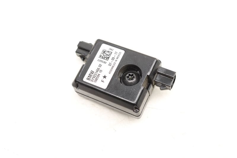 Antenna Booster / Amplifier 65209231466 — Used (SKU 515780)