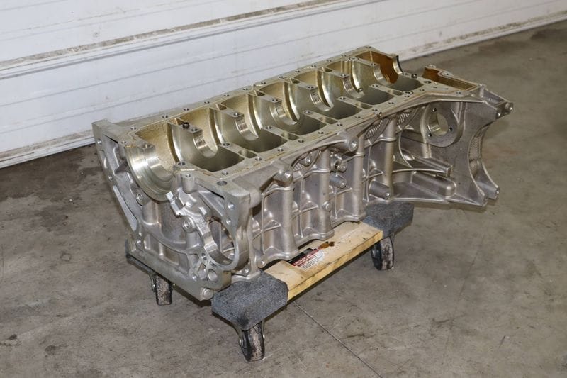 Engine Short Block / Crankcase 11117853845 — Used (SKU 516259)