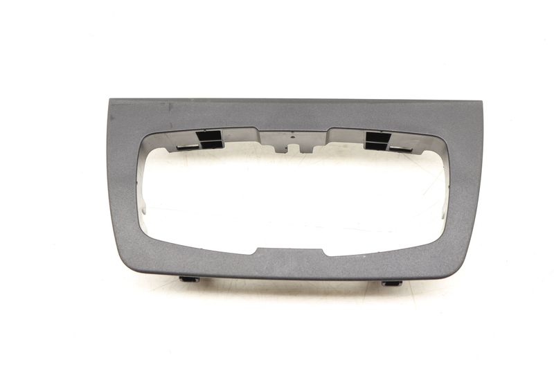 Headlight Dial / Switch Trim Bezel 51459218531 — Used (SKU 515802)