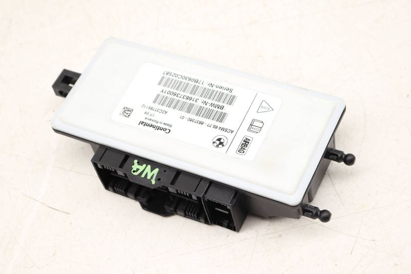 Airbag / Air Bag Control Module 65776837360 — Used (SKU 538310)