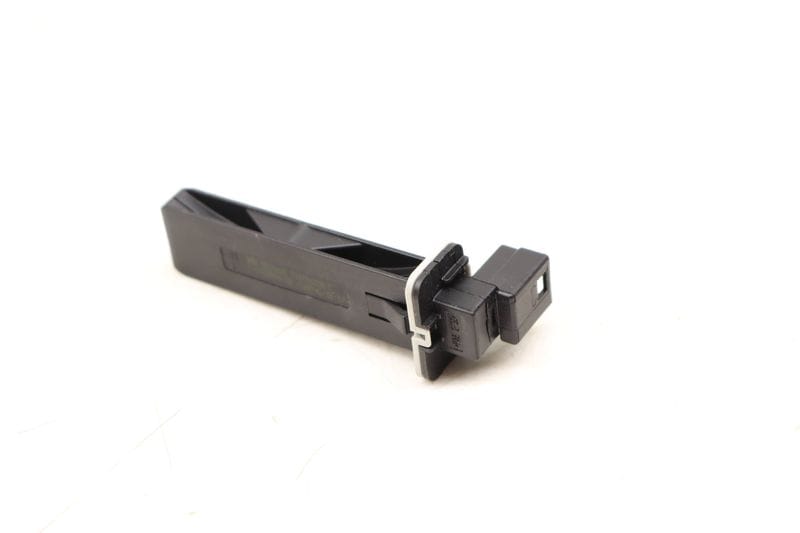 Cabin Air Temperature / Temp Sensor 64119238085 — Used (SKU 538288)