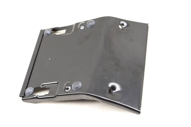 Seat Belt Guide / Cover Trim (LOWER) 52107263084 — Used (SKU 538392)