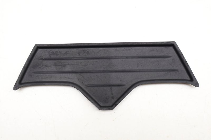 Center Console Storage Bin / Tray Insert 51169292532 — Used (SKU 618949)