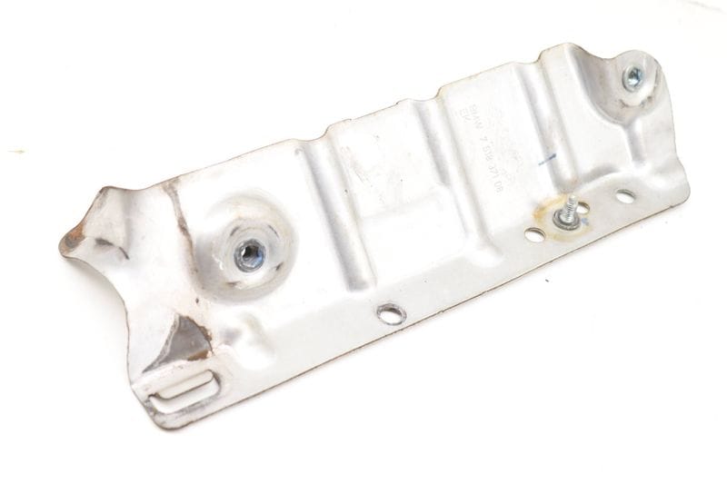 Exhaust Manifold Heat Shield / Cover 11657618371 — Used (SKU 581067)