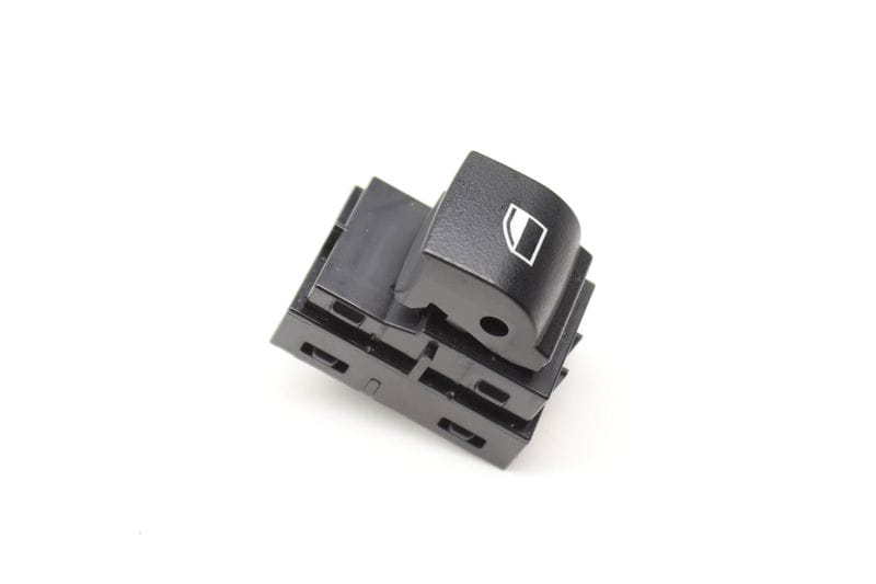Window Switch 61319208107 — Used (SKU 580653)