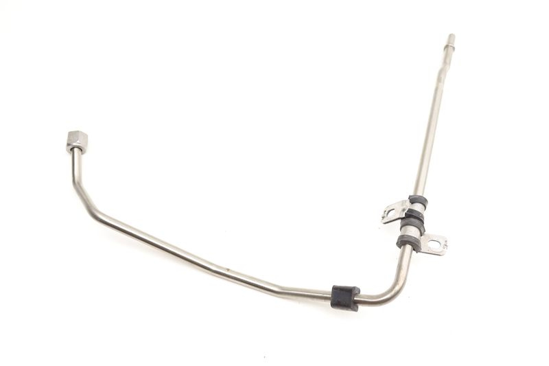 Fuel Line / Pipe (SUPPLY) 13537639981 — Used (SKU 581179)
