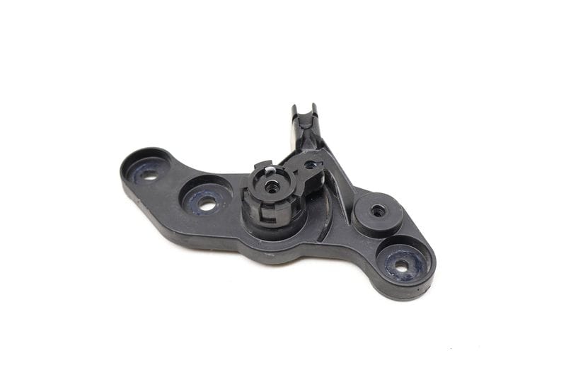 Hood Release Lever Bracket 51237326517 — Used (SKU 619072)