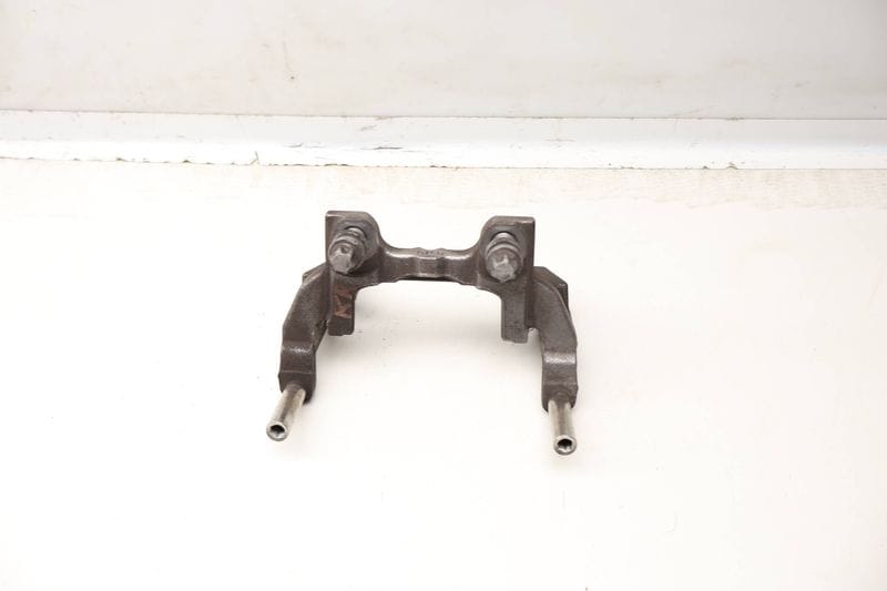 Brake Caliper Carrier / Bracket 34206860406 — Used (SKU 619268)