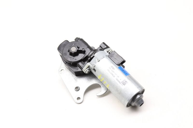 Front Tilt Seat Motor w/ Transmission 67316973597 — Used (SKU 592644)