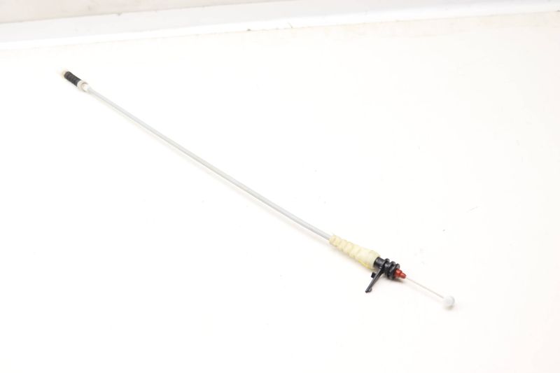 Exterior Door Handle Release / Bowden Cable 51217319349 — Used (SKU 592617)