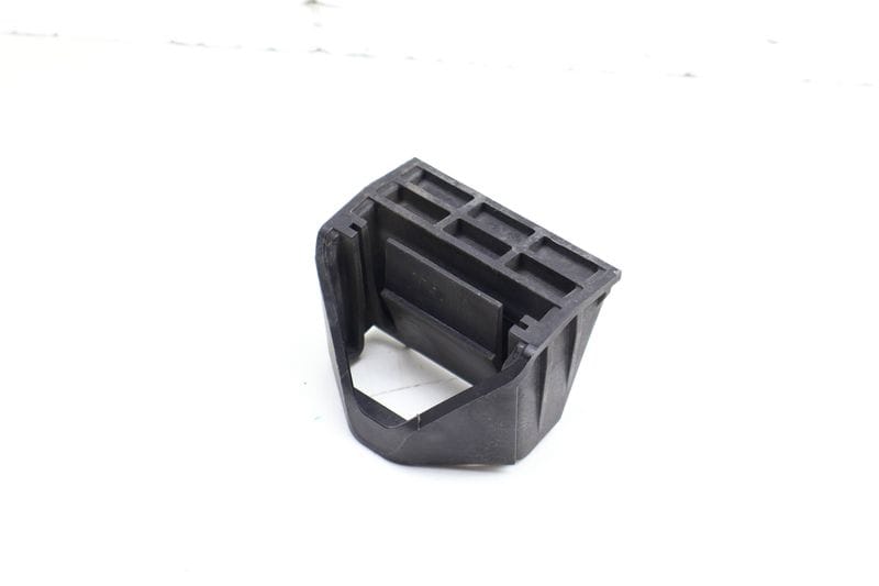 Radiator Module Mount / Bracket 17117593779 — Used (SKU 707063)