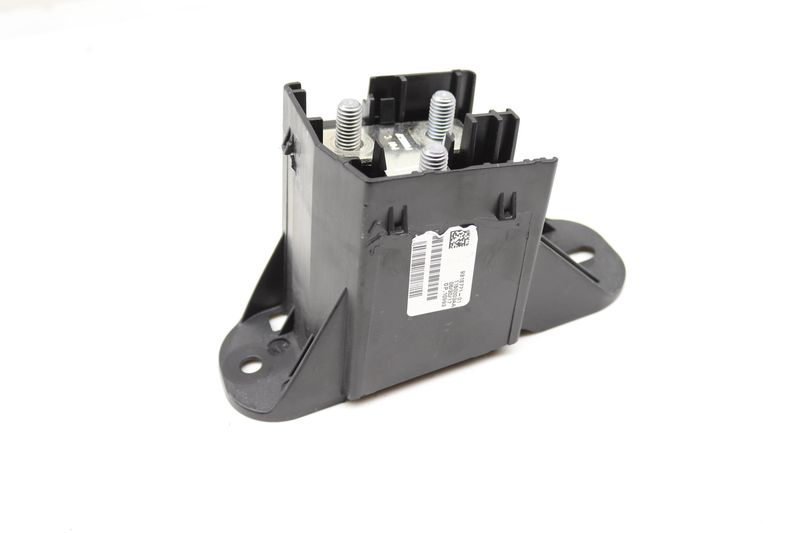 Positive (+) Battery Terminal 61139318771 — Used (SKU 592833)