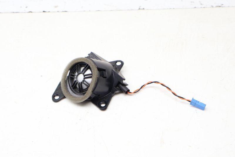 Top-Hifi Speaker Mount / Bracket w/ Tweeter 51477362101 — Used (SKU 707106)