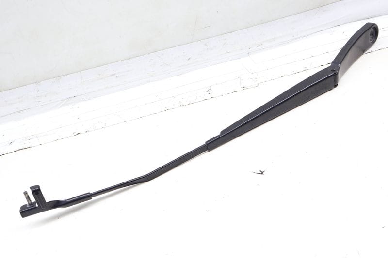Windshield Wiper Arm 61617213272 — Used (SKU 707289)