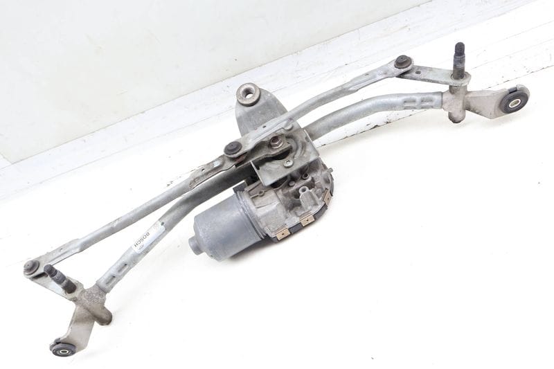 Windshield Wiper Transmission w/ Motor 61617338655 — Used (SKU 707287)