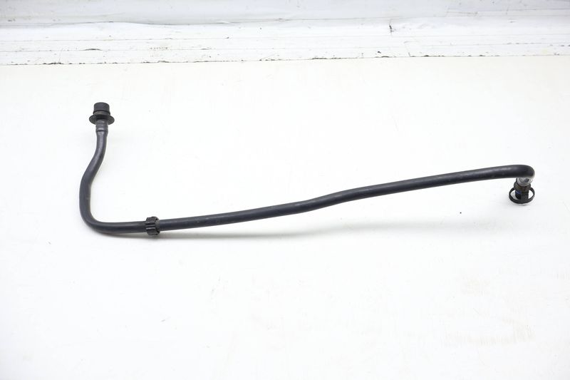 Brake Booster Vacuum Hose / Line 11667575774 — Used (SKU 710646)