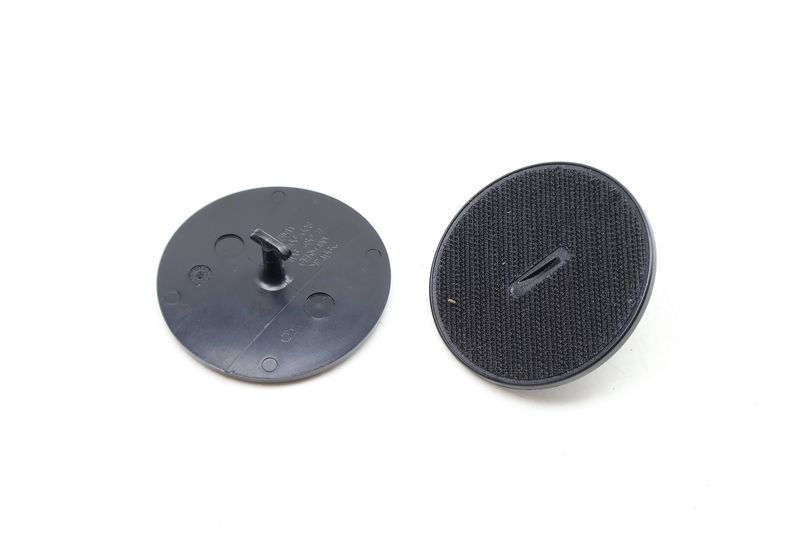 Carpet Floor Mat Fastener / Mount Set (2) 07149166608 — Used (SKU 630878)