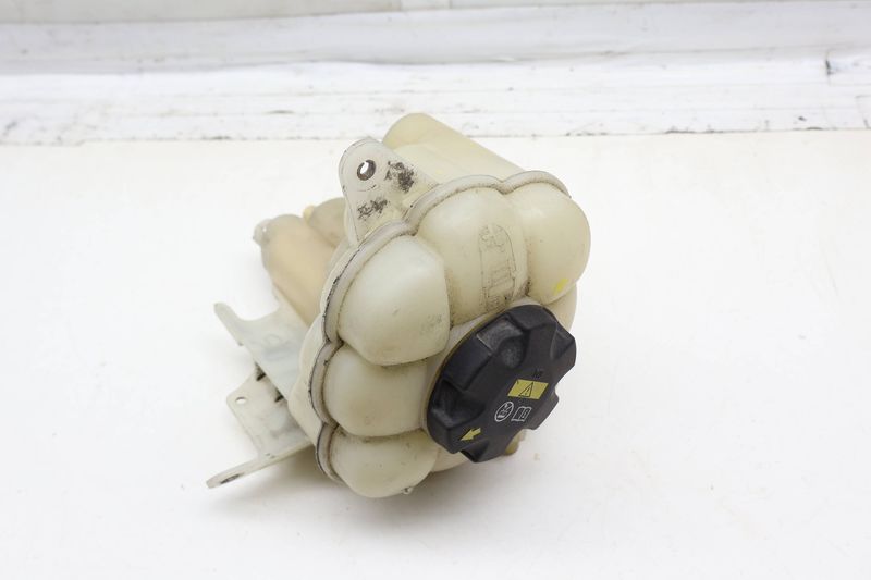 Coolant Reservoir / Tank / Bottle 17138630170 — Used (SKU 710578)