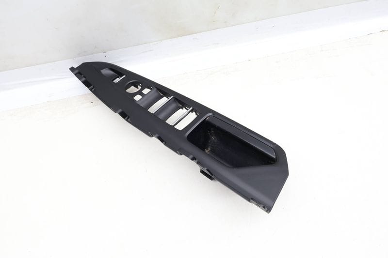 Door Master Window Switch Trim 51417317699 — Used (SKU 630754)