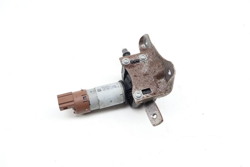 Front Tilt Seat Motor 52107314225 — Used (SKU 710536)