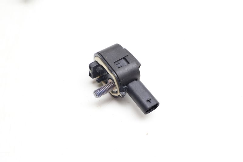 Door Airbag Impact / Crash Sensor 65779224178 — Used (SKU 710381)