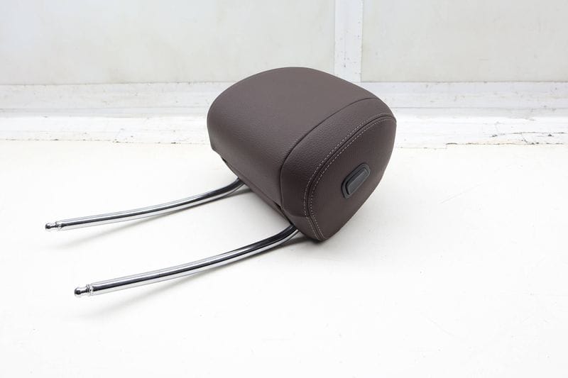 Headrest / Head Rest 52107386563 — Used (SKU 710494)