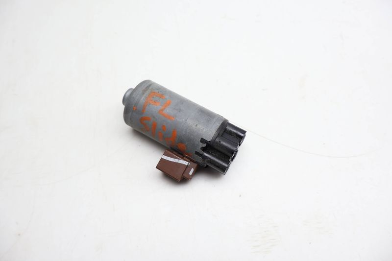 Slide Seat Motor (LONGITUDINAL) 52107314200 — Used (SKU 710526)