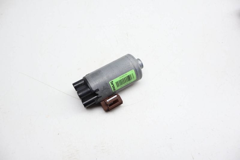 Slide Seat Motor (LONGITUDINAL) 52107314200 — Used (SKU 710527)