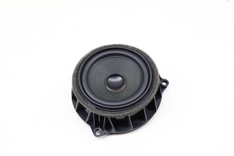Door Hifi Speaker (MID-RANGE) 65139286367 — Used (SKU 630784)