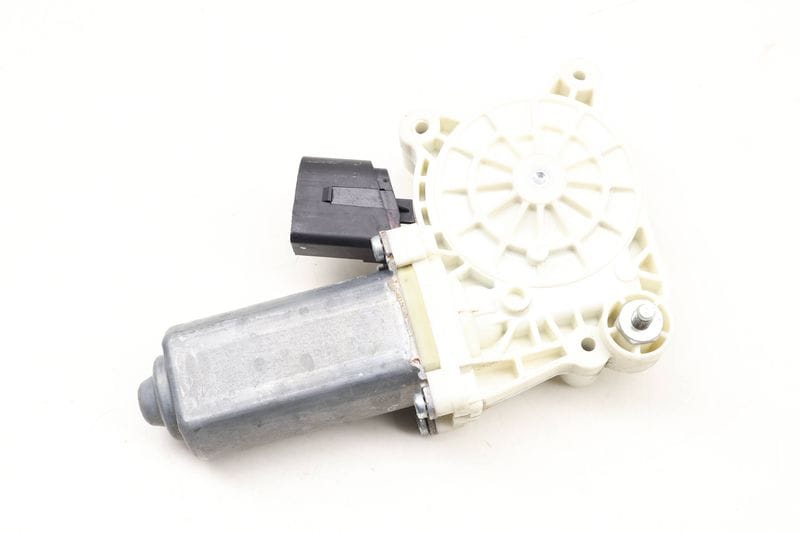 Window Lifter Motor 67627322747 — Used (SKU 620417)