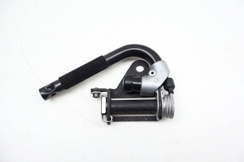 Seat Belt Tensioner 72117321292 — Used (SKU 710513)