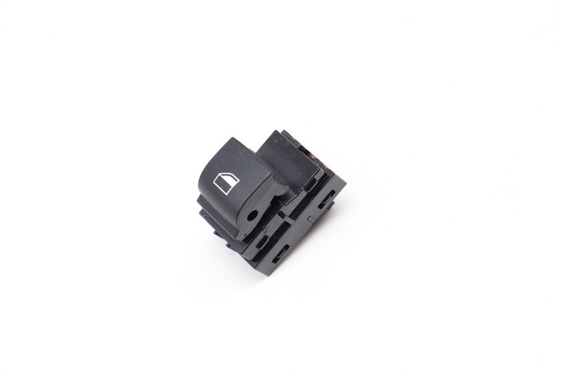 Window Switch 61319208107 — Used (SKU 630849)
