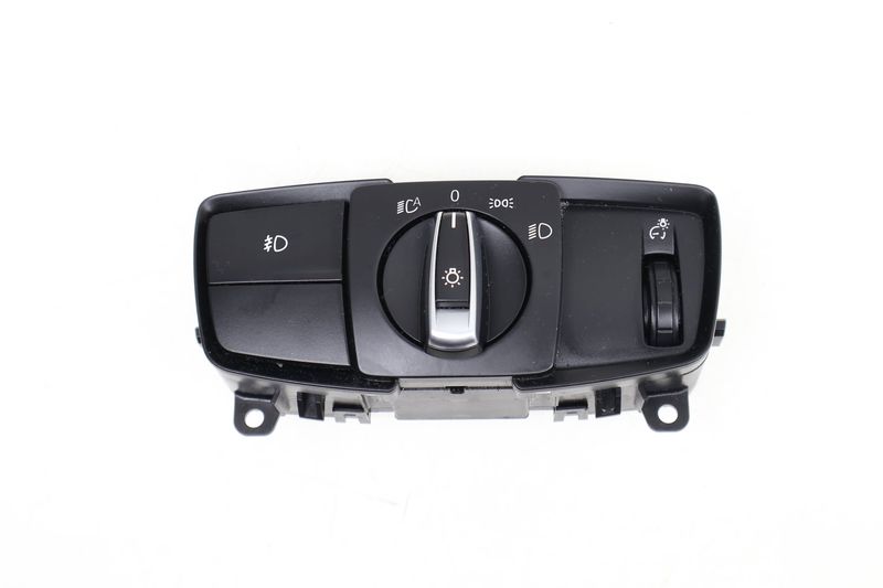 Headlight Dial / Fog Light Switch 61319865811 — Used (SKU 620283)