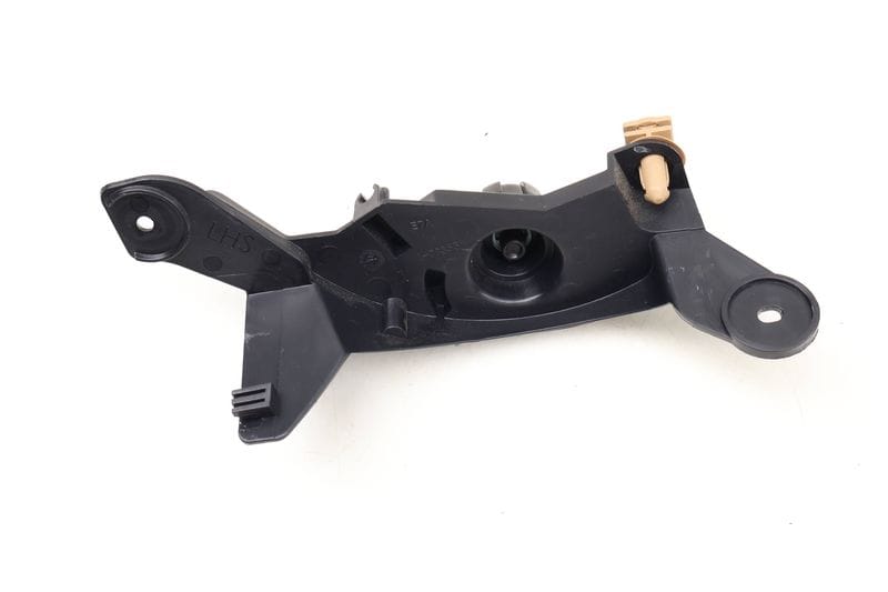 Hood Release Lever / Handle Bracket 51437284598 — Used (SKU 620293)