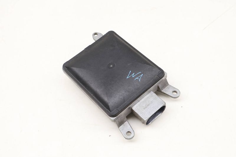 Lane Change Assist Module (MASTER) 66326873289 — Used (SKU 620226)
