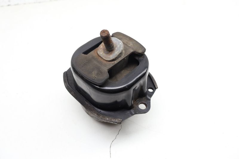 Engine / Motor Mount 22116865145 — Used (SKU 710532)