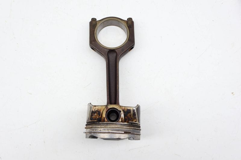 Piston / Connecting Rod 11258619196 — Used (SKU 710573)