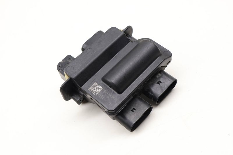 Power Distribution Junction Terminal Module 61149285503 — Used (SKU 620196)