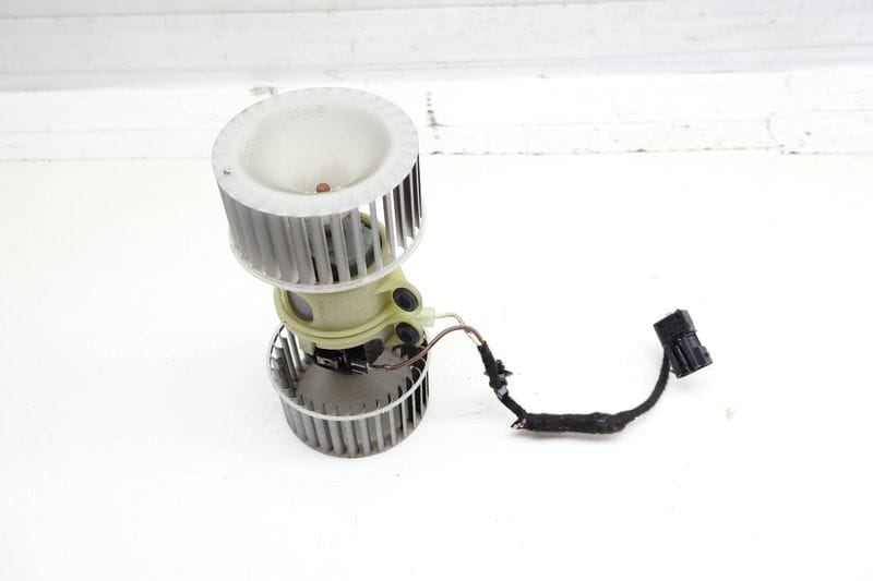 Blower Motor / Fan 64119272626 — Used (SKU 710531)