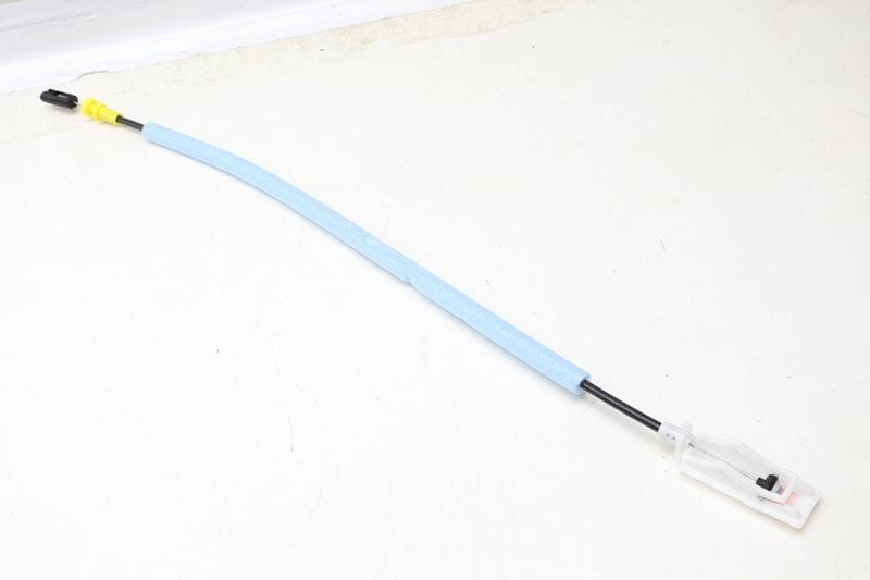 Interior Door Handle Release / Bowden Cable 51227293622 — Used (SKU 630803)