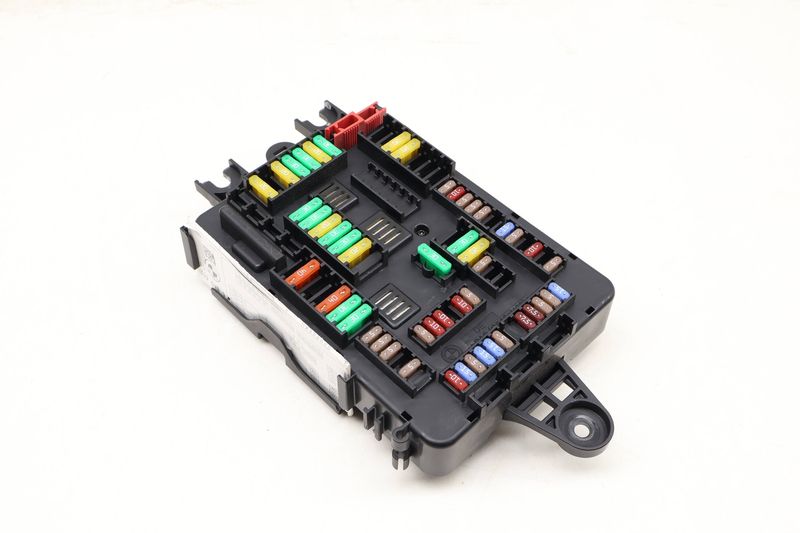 Power Distribution Fuse Box 61146819651 — Used (SKU 620223)