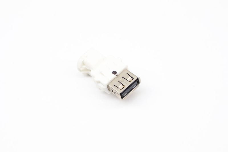 USB Adapter 84109390501 — Used (SKU 620335)