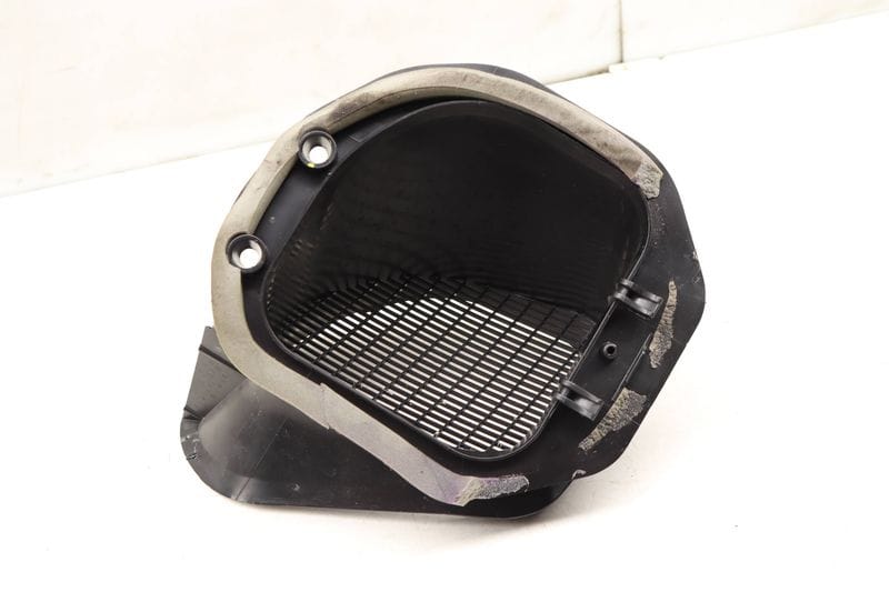 Air Duct 7P0819155B — Used (SKU 510246)