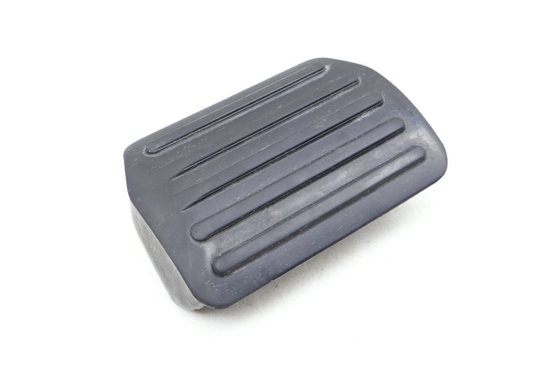Brake Pedal Pad / Cap 7L5723173 — Used (SKU 652801)