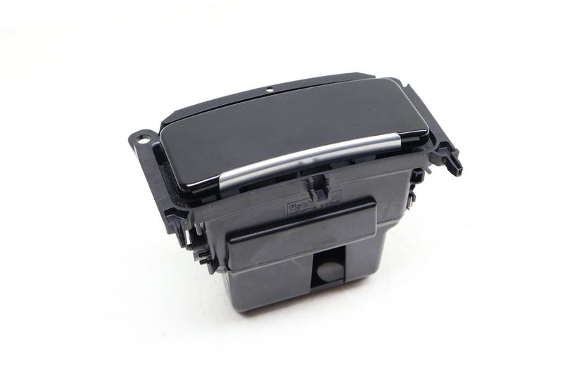 Center Console Storage Bin 7P5857273F — Used (SKU 652889)