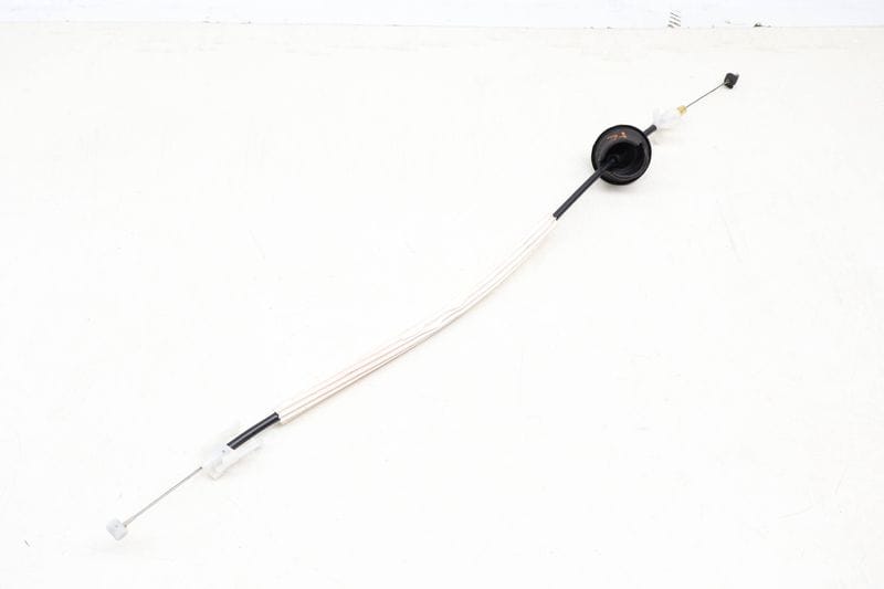 Door Handle Release / Bowden Cable 7P5837085A — Used (SKU 652927)