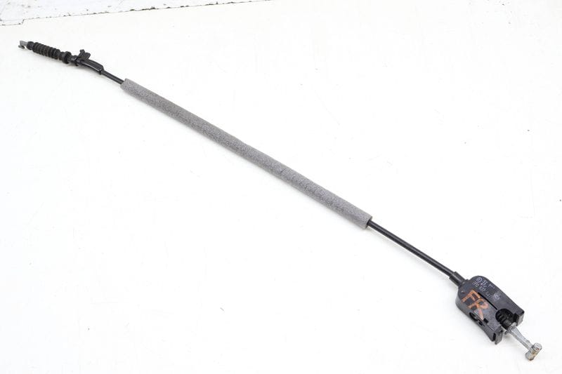 Exterior Door Handle Release / Bowden Cable 7P0837017 — Used (SKU 708181)