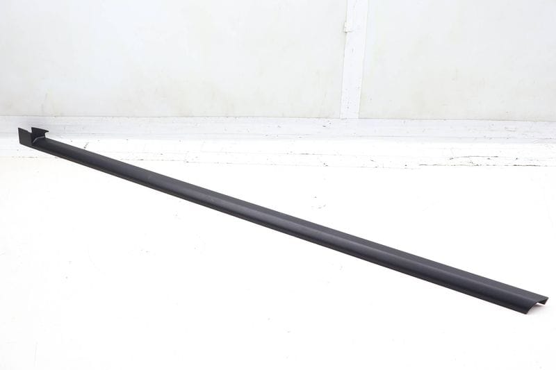 Door Sill / Scuff Panel Trim / Molding 7P5853538 — Used (SKU 708379)