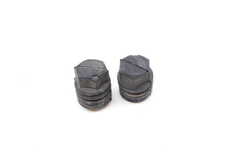 Hood Stop Jounce Bumper Set 4B0823481 — Used (SKU 652879)